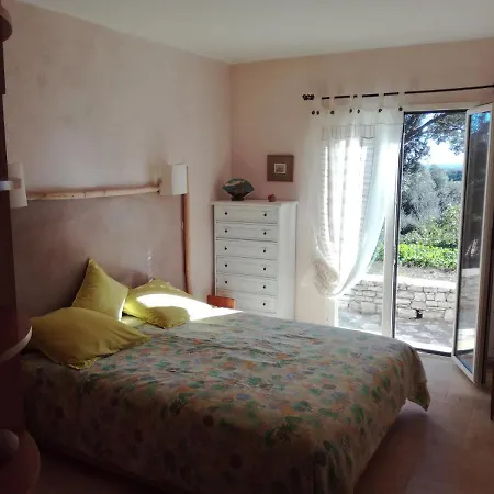 Holiday home Bonifacio, Maison 90m² Sous Les Oliviers, Vue Sardaigne *