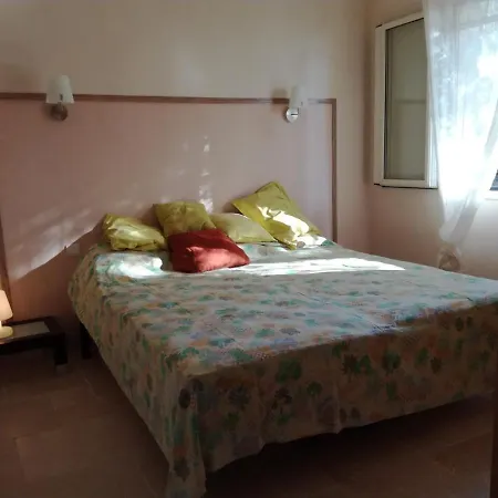 Bonifacio, Maison 90m² Sous Les Oliviers, Vue Sardaigne Holiday home *